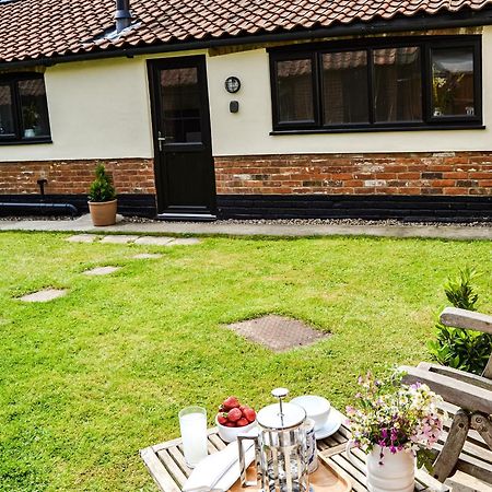 The Bothy Villa Hockham Exterior photo